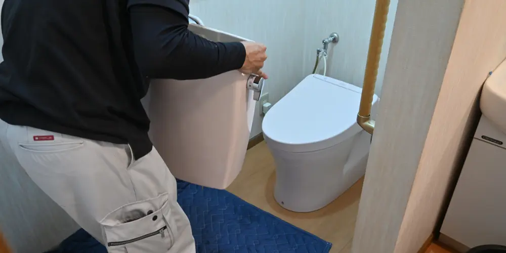 How Much Does A Plumber Cost To Install A Toilet?