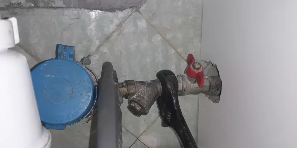 How To Connect Hot and Cold Water Supply Lines